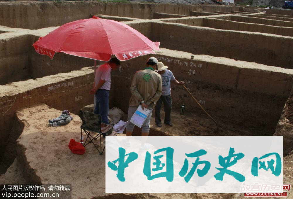 河南安阳殷墟大遗址保护区内发现1800年前少数民族特征墓葬群