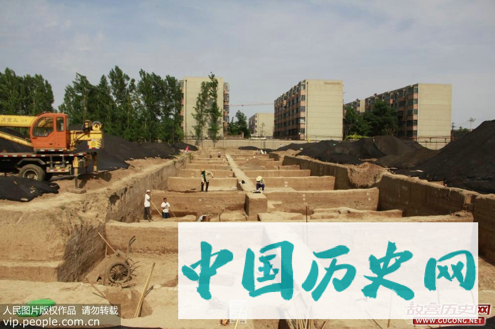 河南安阳殷墟大遗址保护区内发现1800年前少数民族特征墓葬群