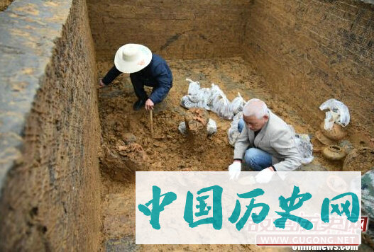 重庆涪陵发现东汉古墓
