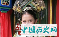 《甄嬛传》叶澜依简介？叶澜依是怎么死的？