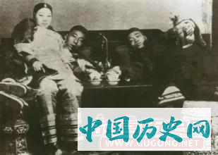 清朝末期青楼女子长什么样？难怪男人都爱逛！