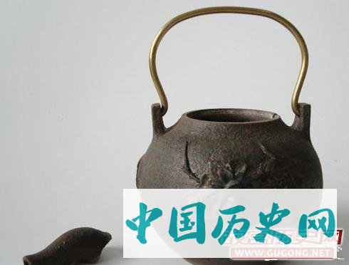 日本铁壶历史简介