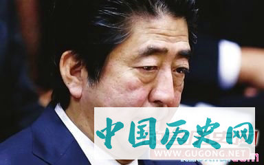 介绍安倍被历史老师批评