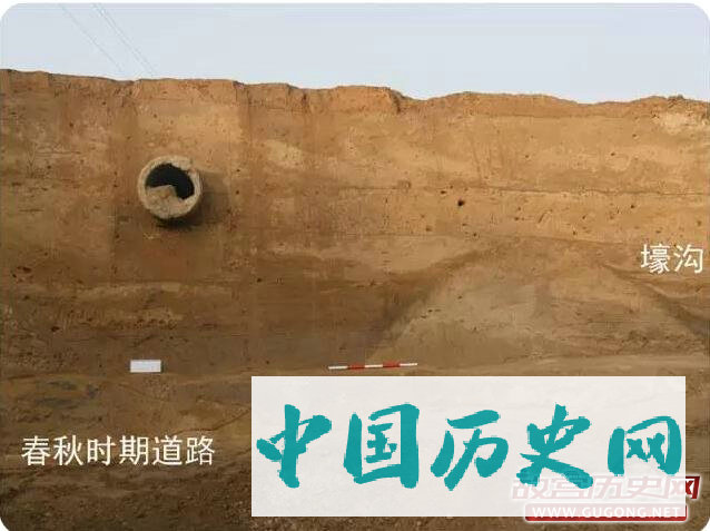河南郑韩故城北城门发现瓮城