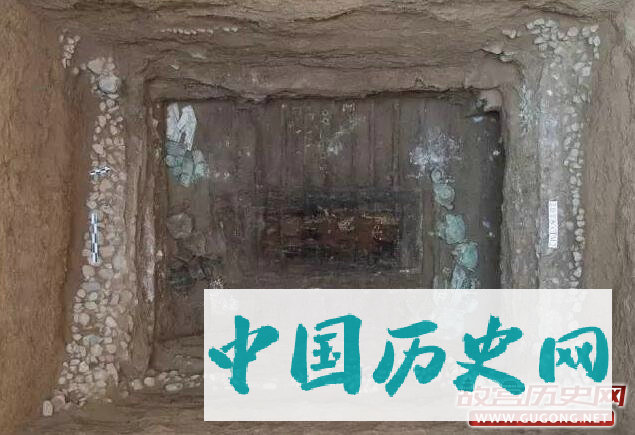 山西襄汾陶寺北发现大型春秋晚期墓葬