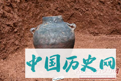 湖南省蓝山县五里坪新发现十一座西汉早期墓葬