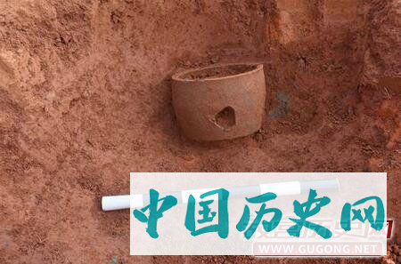 长江中游青瓷起源的新材料——湖南衡阳大浦洋塘山墓群与窑址发掘收获