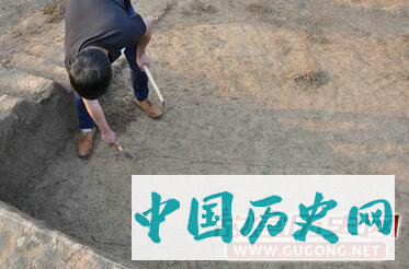 湖南孙家岗遗址发现七座史前墓葬