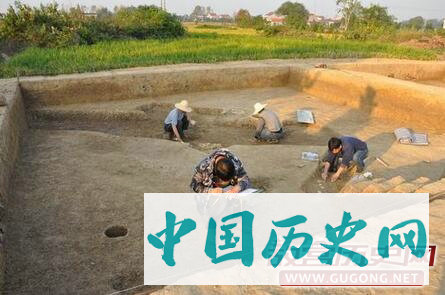 湖南孙家岗遗址发现七座史前墓葬