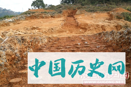 浙江永嘉坦头唐代瓯窑的窑具与装烧工艺
