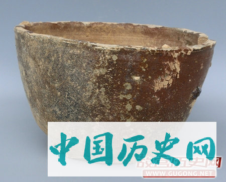 浙江永嘉坦头唐代瓯窑的窑具与装烧工艺