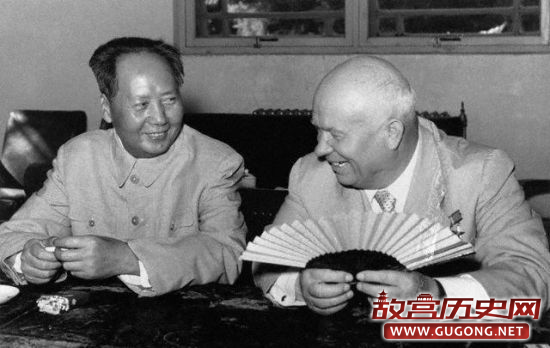 政事揭秘，领导人出访如何送国礼