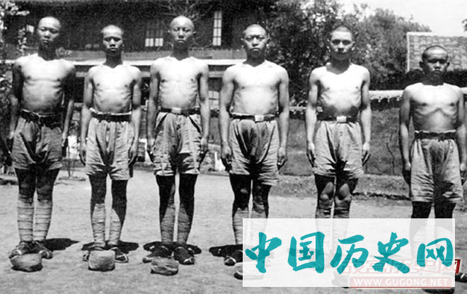 抗战时期中国士兵的体格普遍营养不良