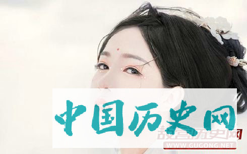 《倚天屠龙记》中，赵敏也斗不过的女人