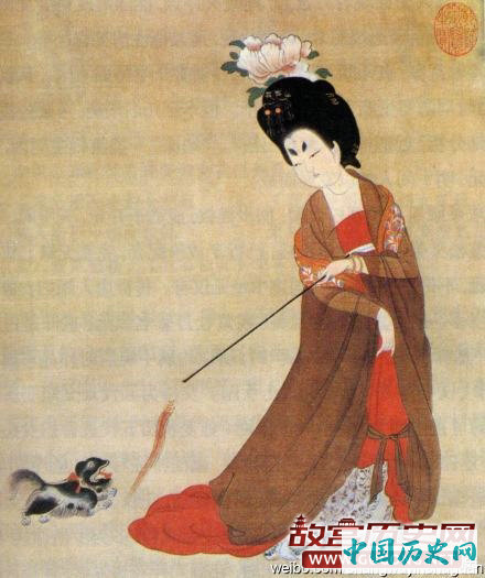 周昉《簪花仕女图》欣赏